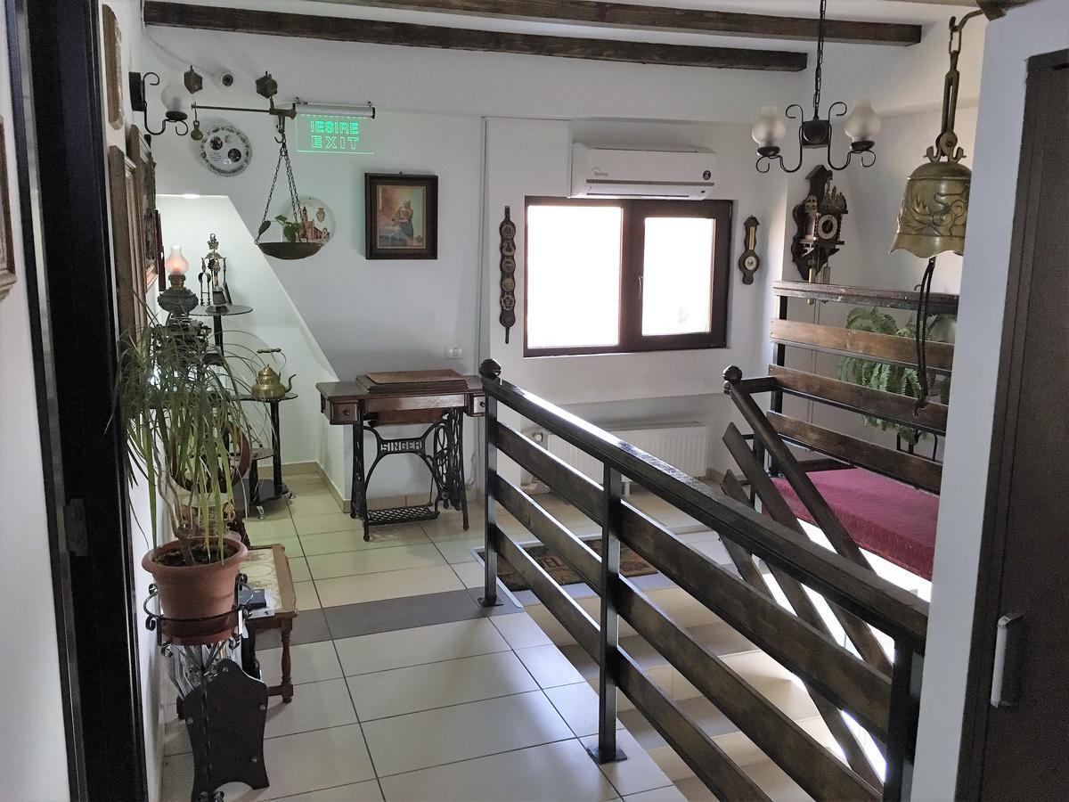 Hotel Taco บูคาเรสต์ ภายนอก รูปภาพ