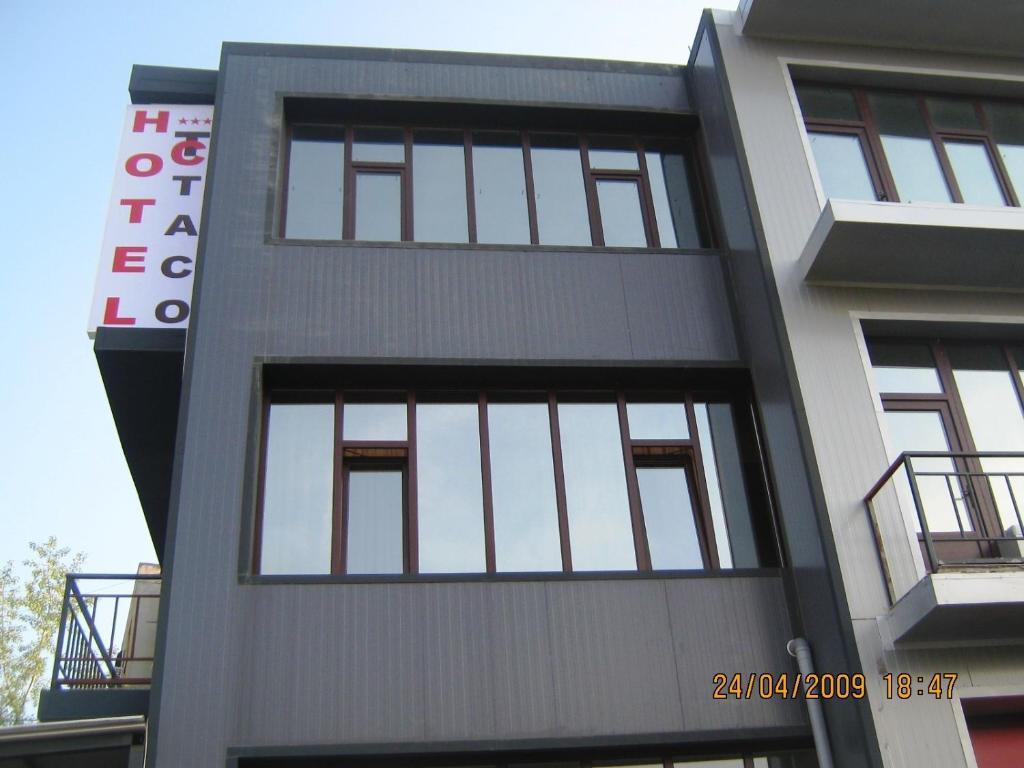 Hotel Taco บูคาเรสต์ ภายนอก รูปภาพ